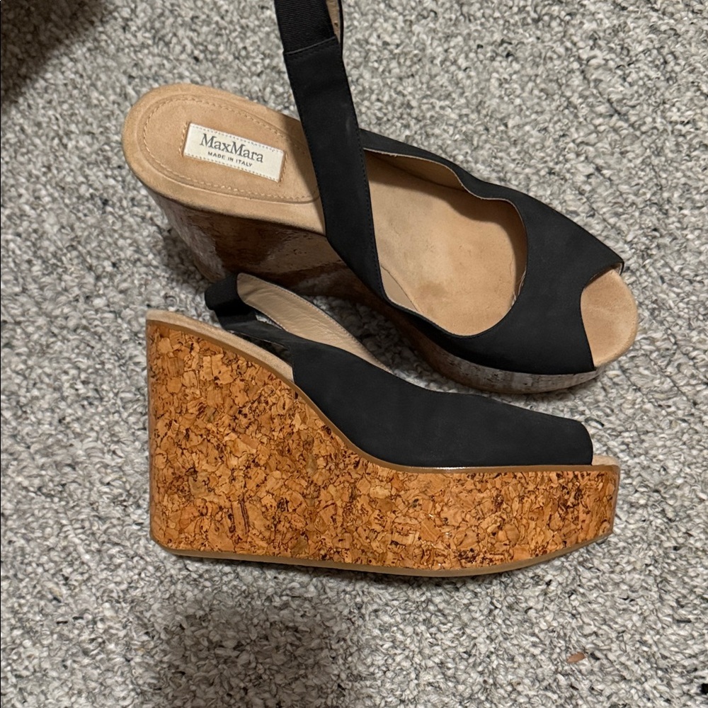 MaxMara Black and Tan Wedge Sandals